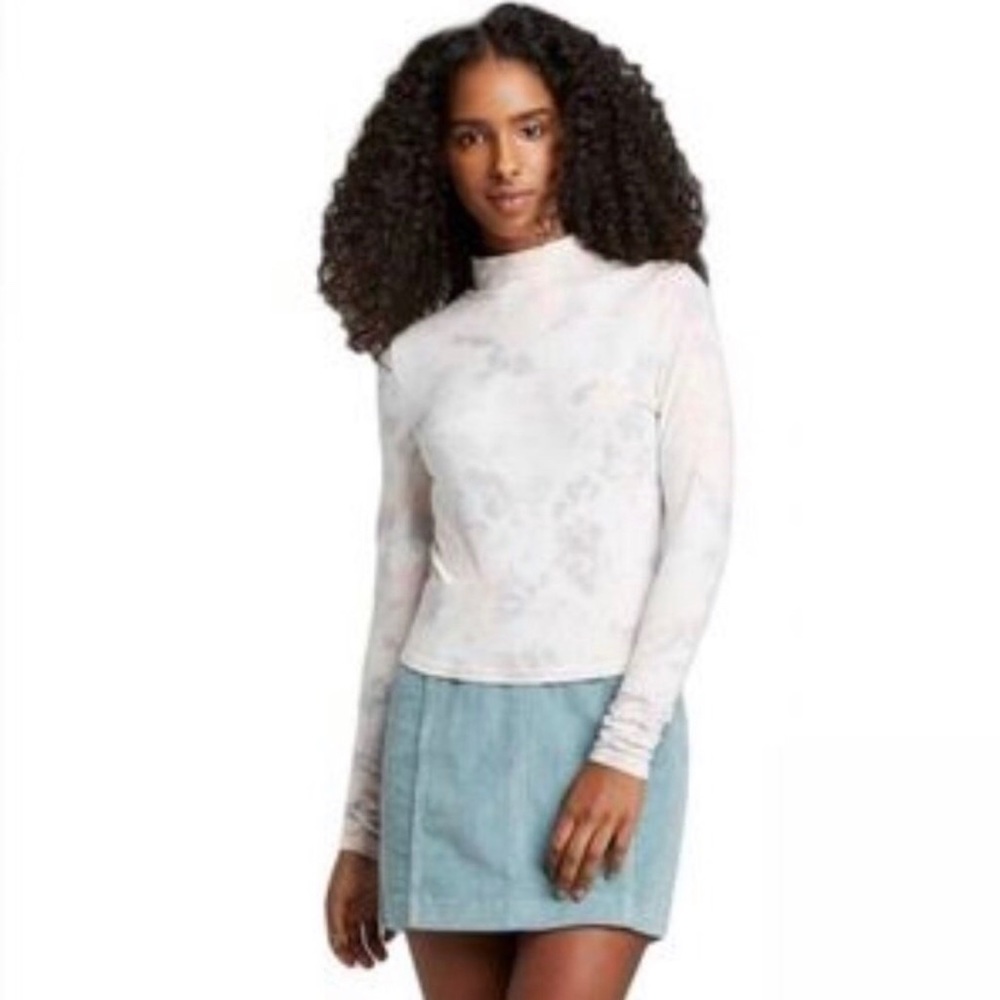 Wild Fable White Pour Dye mock neck top